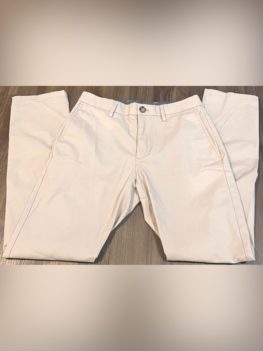 Old Navy Men's Cream Chino Pants